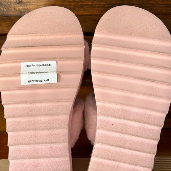 Kookaburra By Ugg - Picture 3 of 7